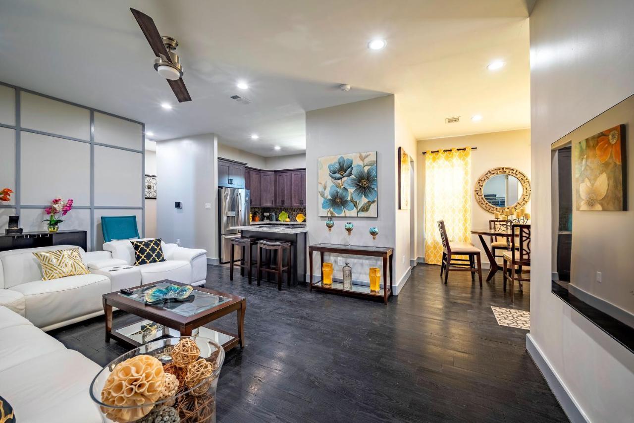 Luxurious 5Br Home Sleeps-14 ฮูสตัน ภายนอก รูปภาพ