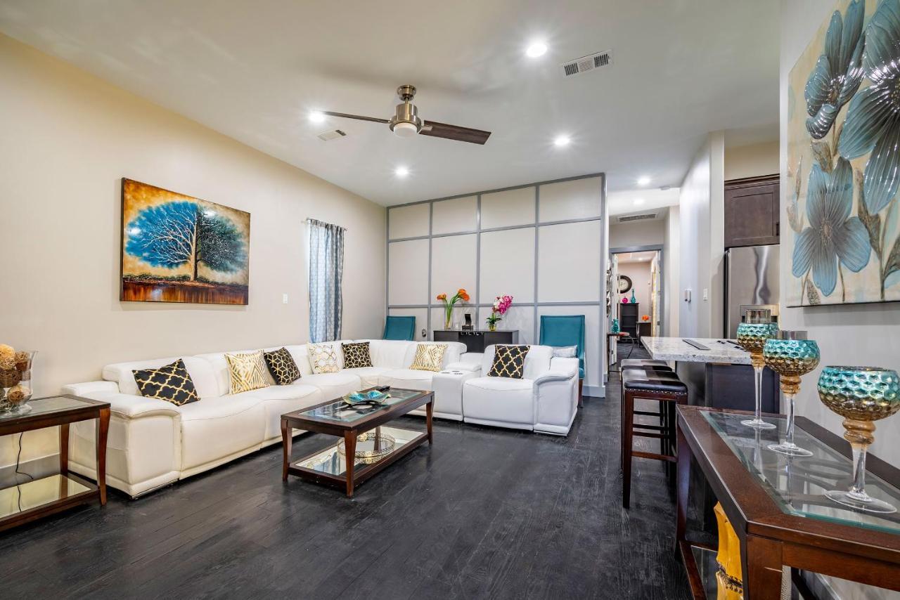 Luxurious 5Br Home Sleeps-14 ฮูสตัน ภายนอก รูปภาพ